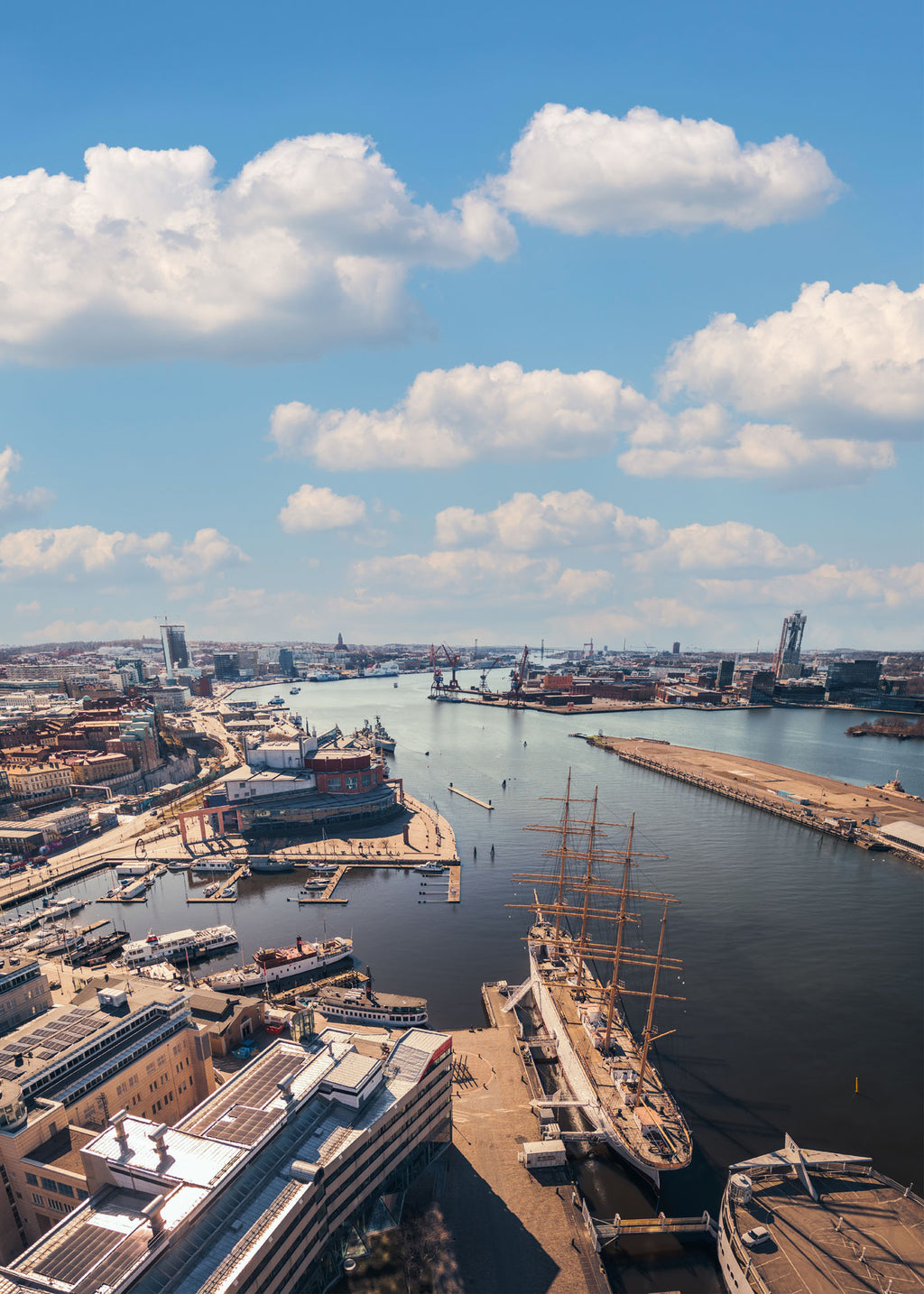 Summer Harbor - Gothenburg
