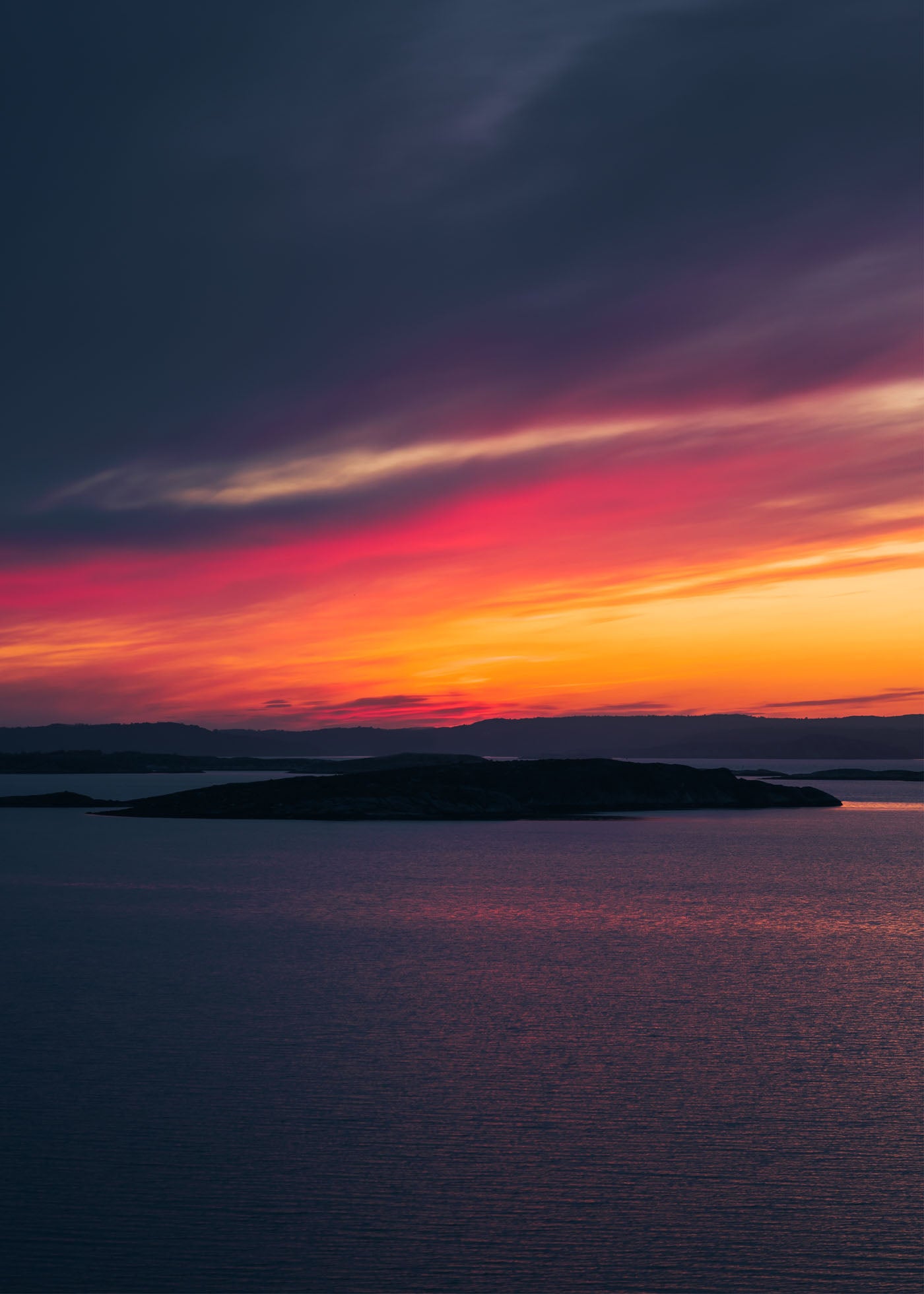 Burning Waters - Västkusten